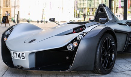 Advantages of carbon fiber in the automotive industry